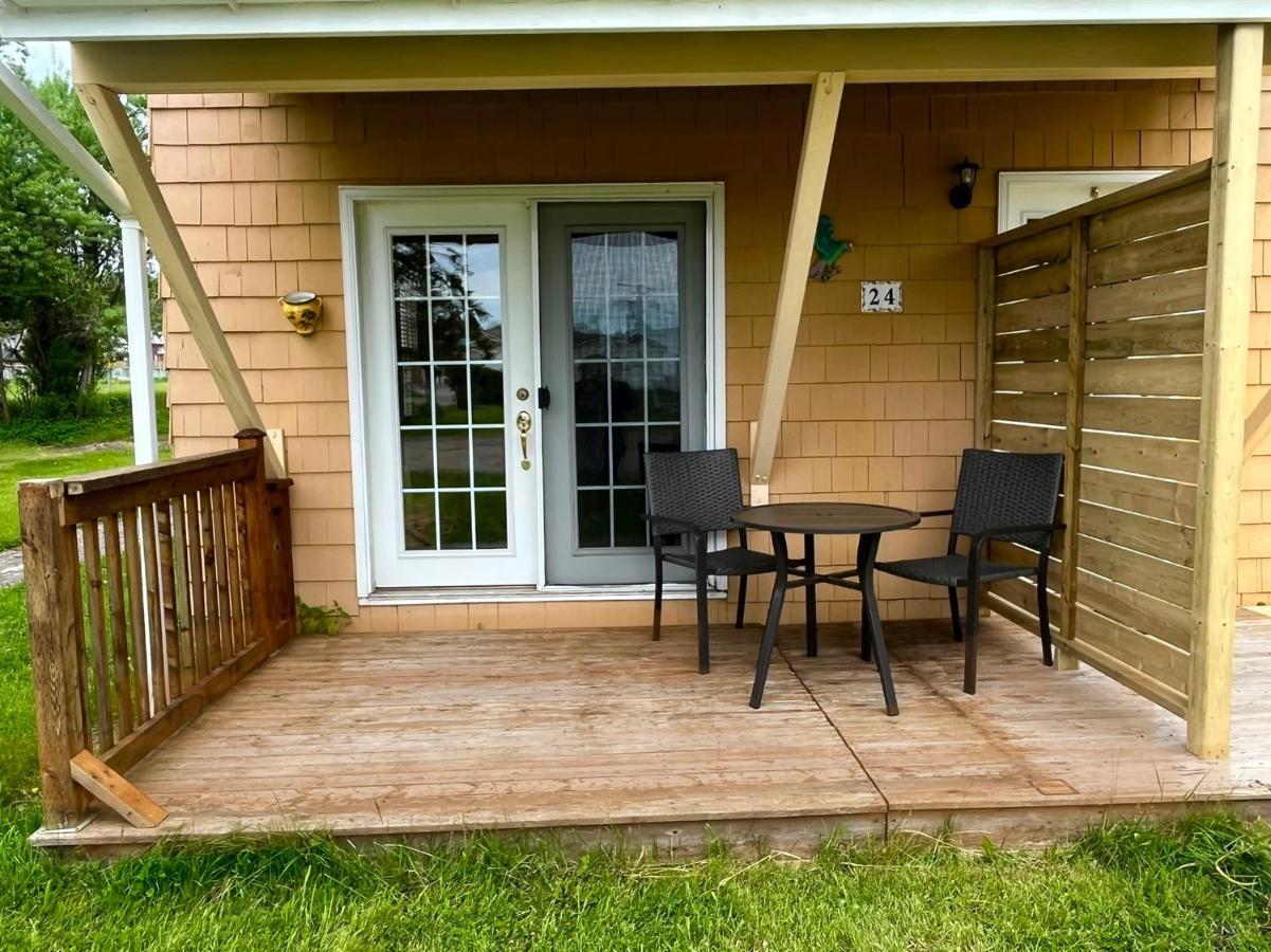 Alma Shore Lane Suites & Cottages Exterior photo